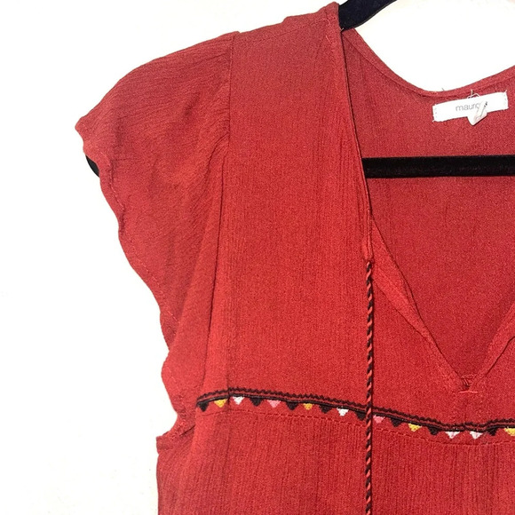 Maurices Burnt Orange Flutter Sleeve Embroidered Split Neck Top Medium Women’s - Picture 3 of 11